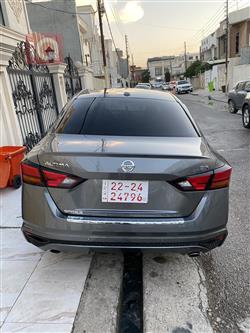 نيسان ألتيما